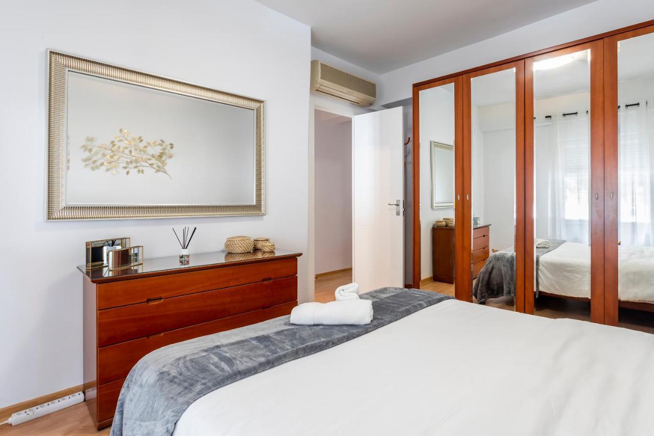 Precioso Piso Moderno: Terraza, A/C, Netflix, Wifi Daire Valensiya Dış mekan fotoğraf