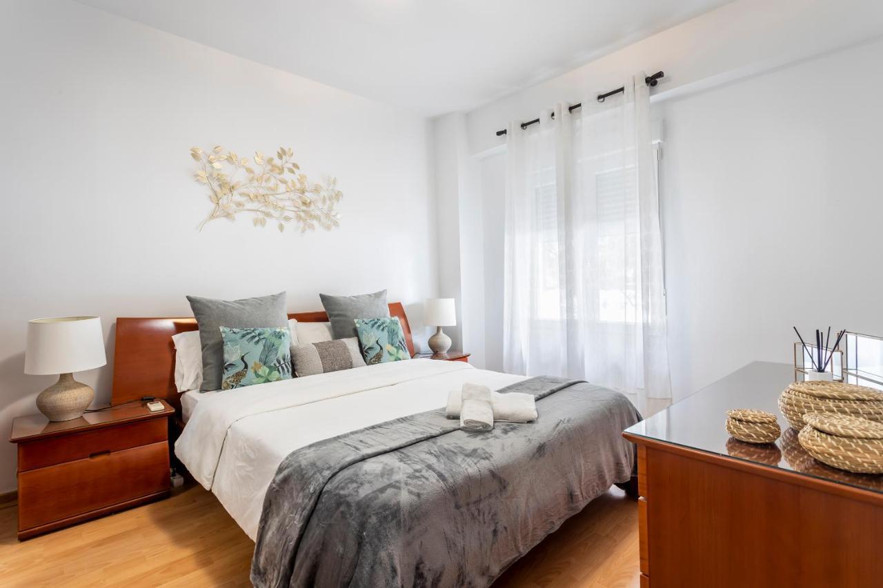 Precioso Piso Moderno: Terraza, A/C, Netflix, Wifi Daire Valensiya Dış mekan fotoğraf