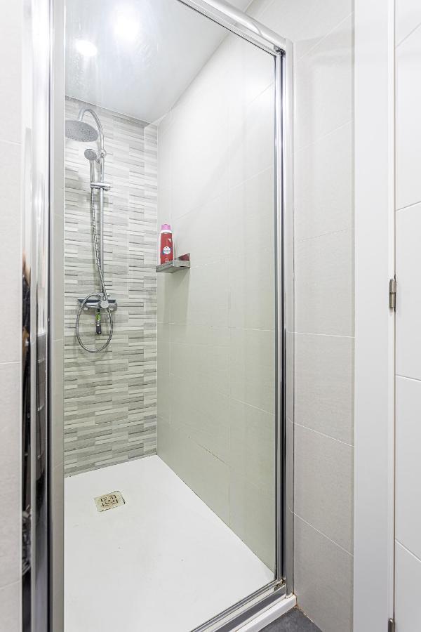 Precioso Piso Moderno: Terraza, A/C, Netflix, Wifi Daire Valensiya Dış mekan fotoğraf
